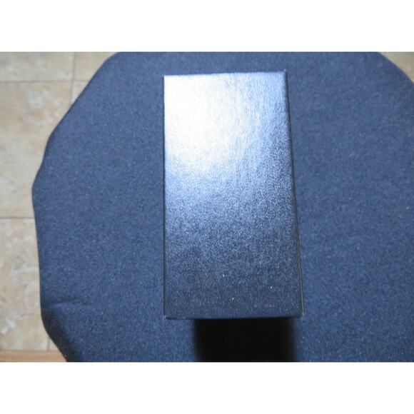 Gruen Womens Wrist Watch Red Hard Bracelet Band Gold Details White Face Quartz - Picture 5 of 5